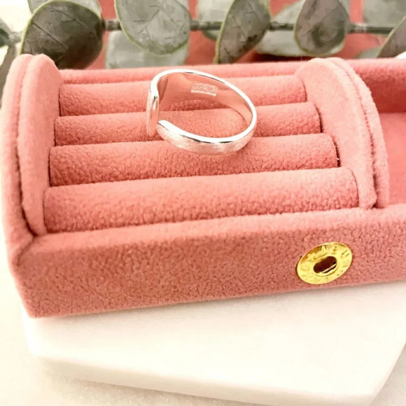 925 Sterling Silver Textured Wrap Ring Minimalist Dainty Wrap Brushed Ring - Picture 5 of 7